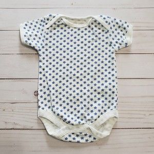 Rene Rolf Blue Stars Onesie 3-6 months Baby Boys Bodysuit